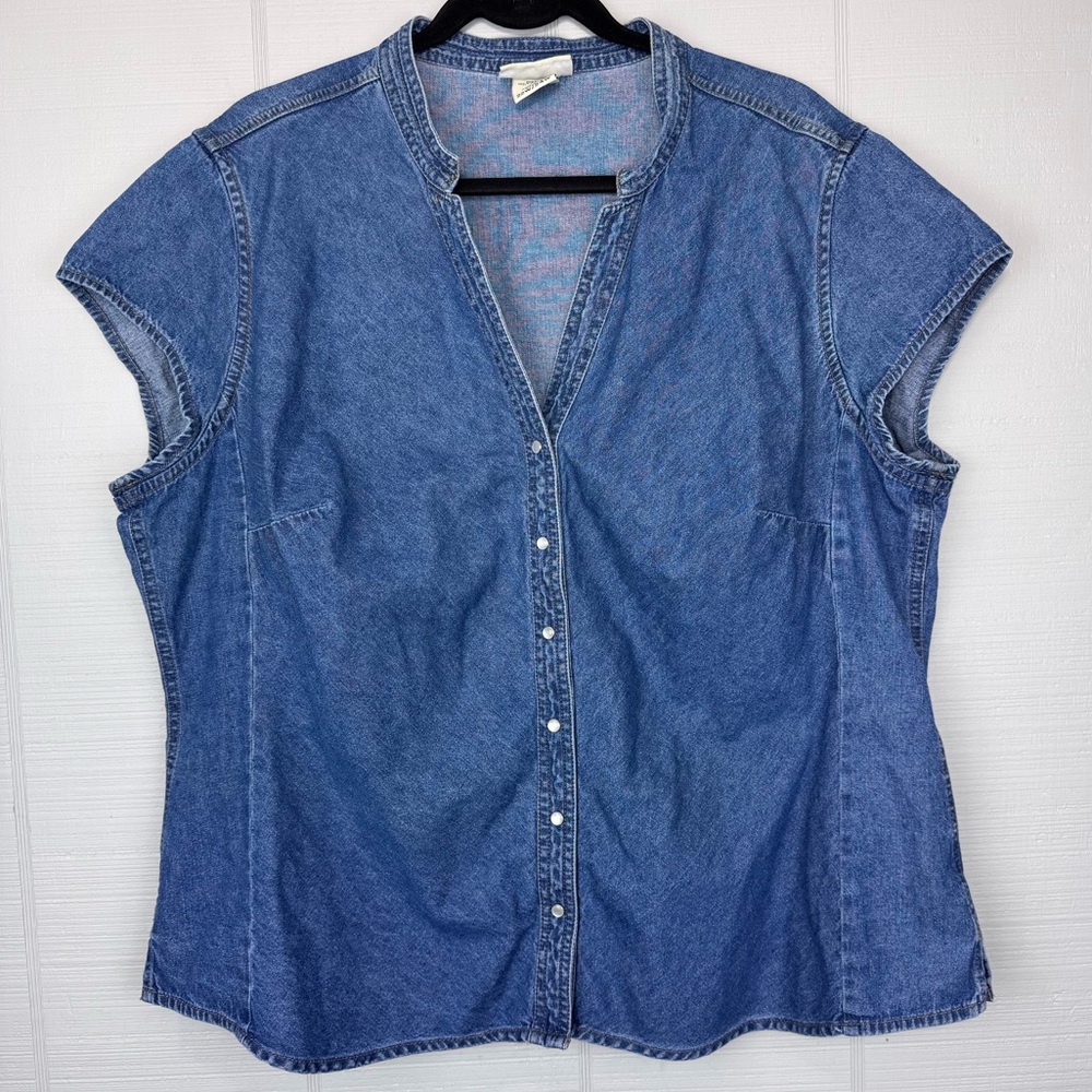 Vintage Faded Glory Blue Denim Buttoned Top V-neck Short Cap Sleeves 22W/24W